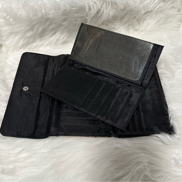 Longaberger Earth-tone Yellow Floral Wallet - Picture 6 of 11